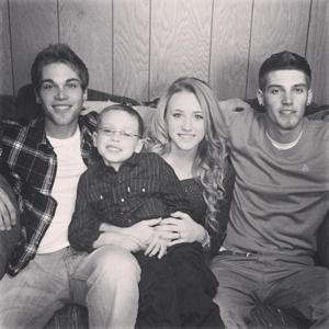 Meet your Posher, Denise